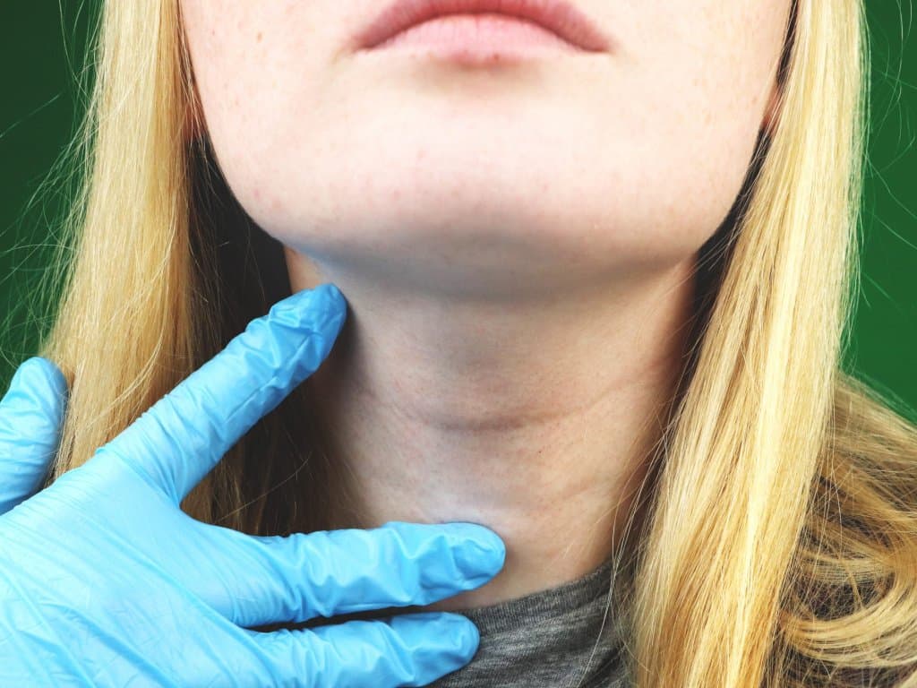 Serum selenium levels and clinical outcomes in SAT patients